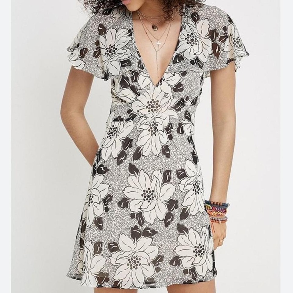 Urban Outfitters Stargazer Floral Mini Dress